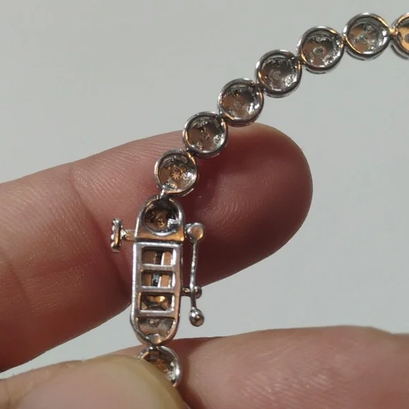 925 Sterling And Lab Created Diamond Tennis Bracelet 7" - Picture 4 of 8